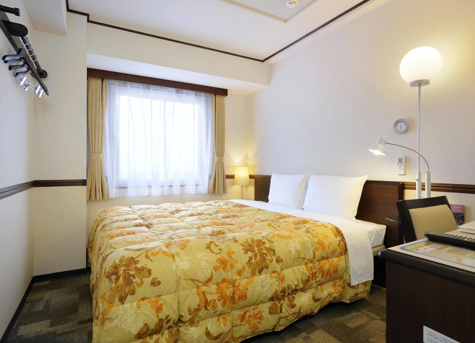 Toyoko Inn Shin-Yamaguchi-Eki Shinkansen-Guchi Exterior photo