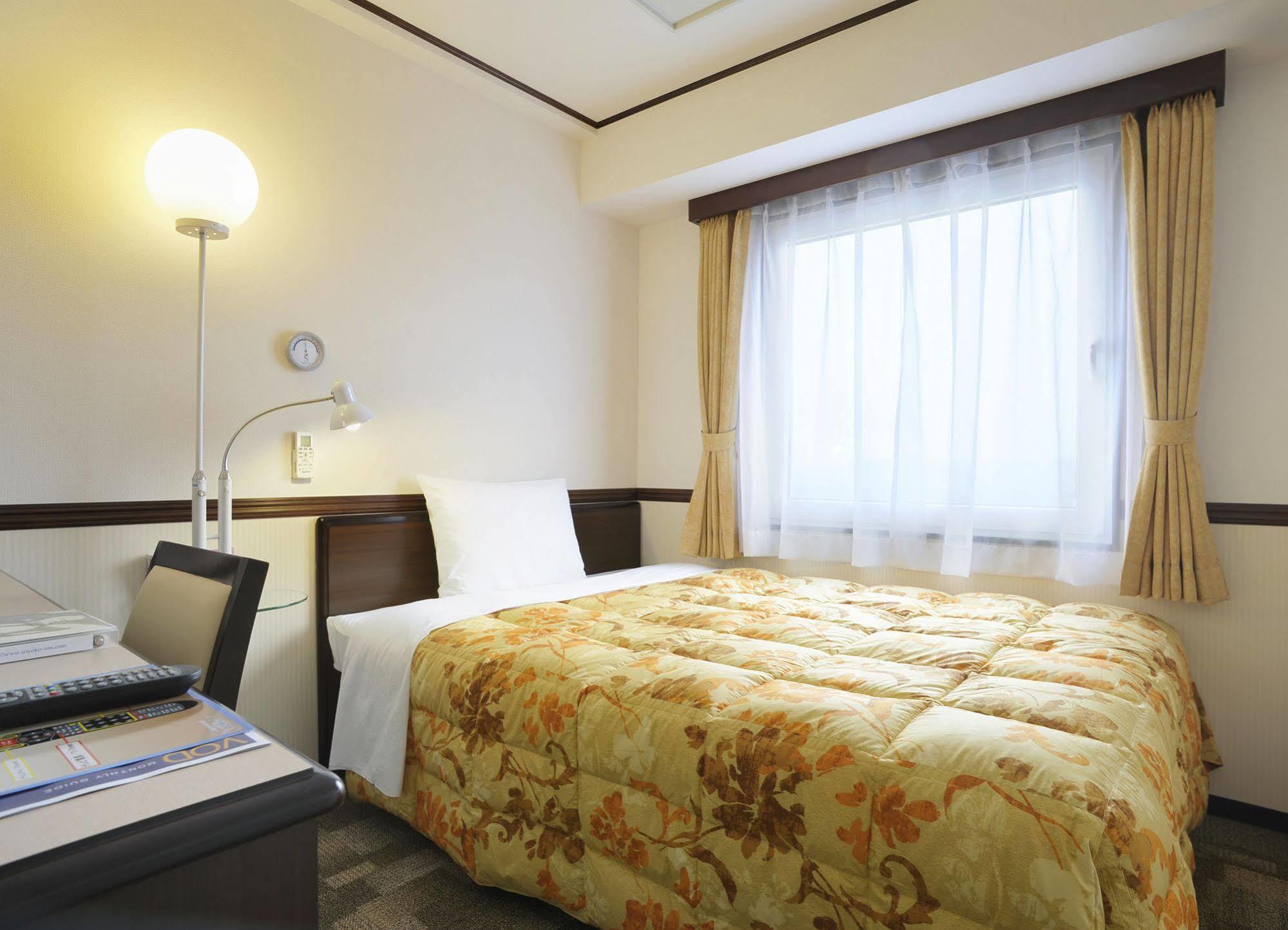 Toyoko Inn Shin-Yamaguchi-Eki Shinkansen-Guchi Exterior photo